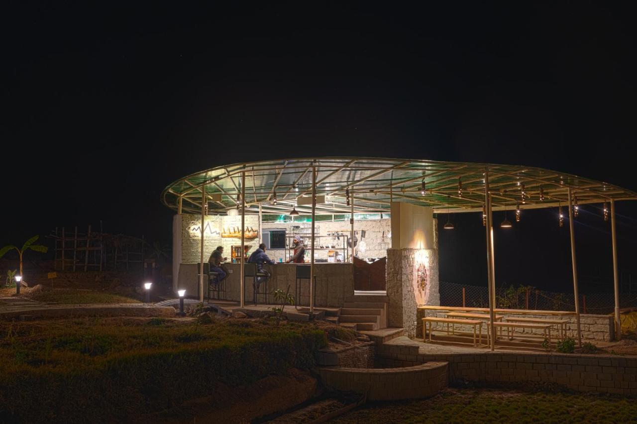 Zostel Plus Bir ภายนอก รูปภาพ